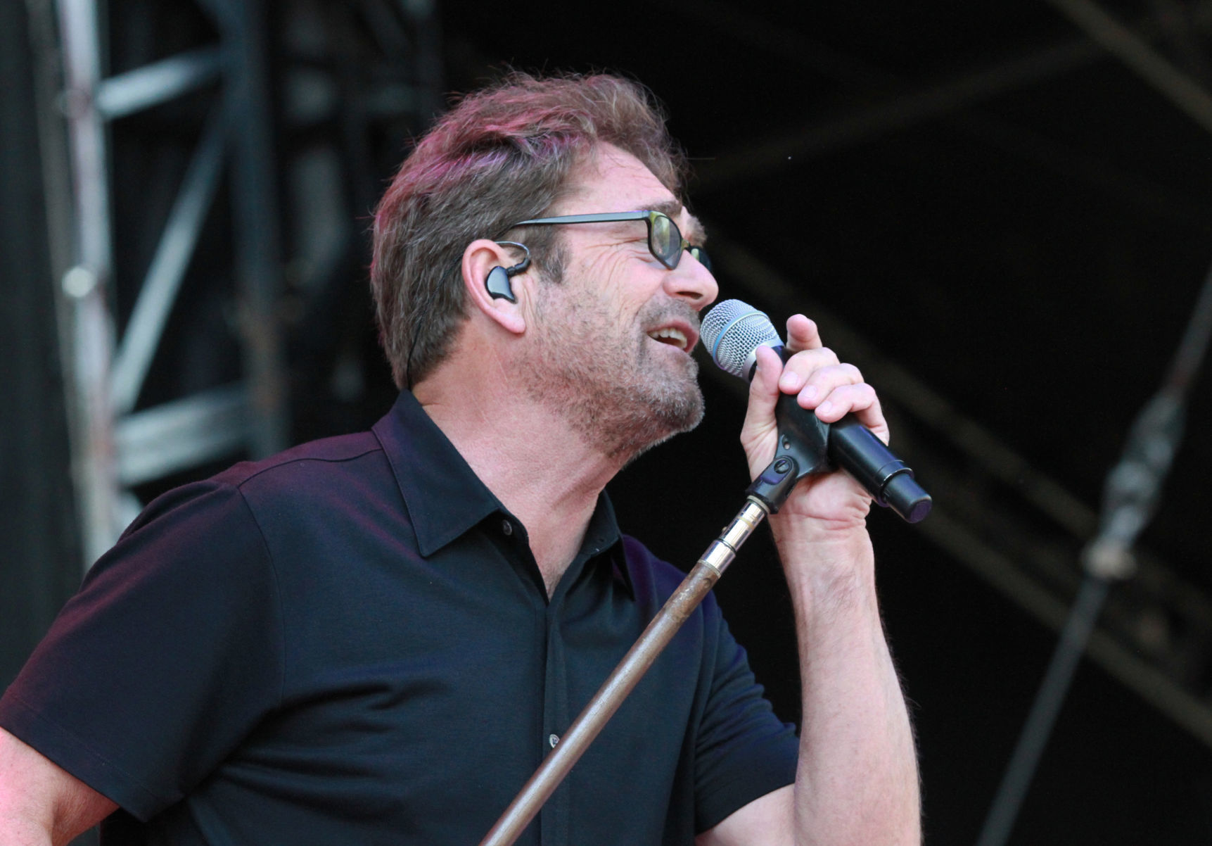 Huey Lewis